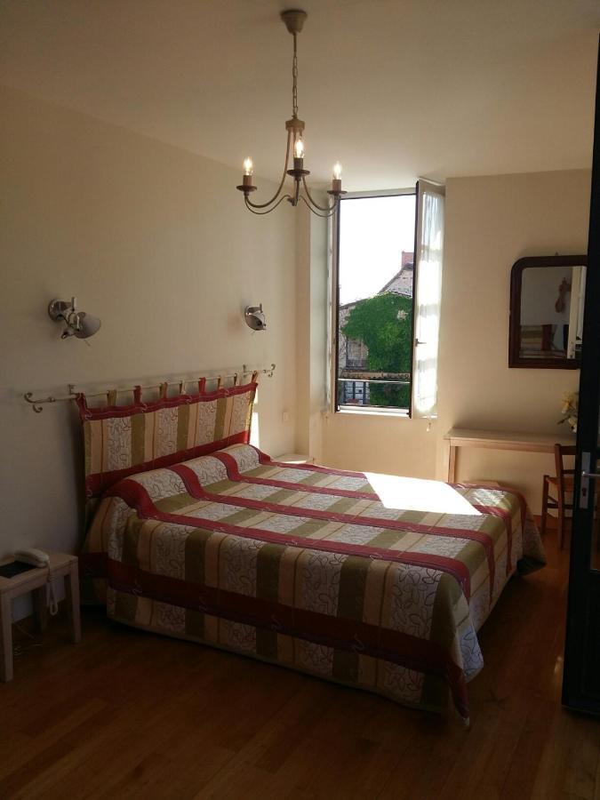 Le Relais De La Tour Hotel Capdenac-Gare Екстериор снимка